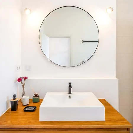 Apartmán Guestready - Spacious Flat In The Heart Of *