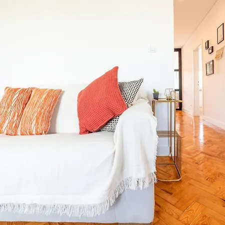 Apartamento Guestready - Spacious Flat In The Heart Of *