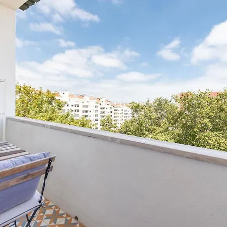 Guestready - Spacious Flat In The Heart Of * Lizbona