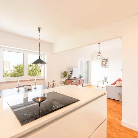 Guestready - Spacious Flat In The Heart Of Apartament Lizbona